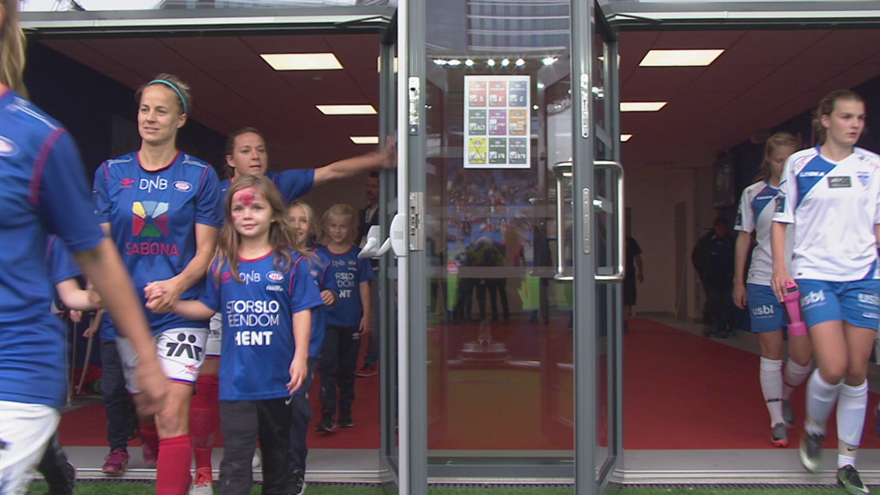 Den historiske første kampen i kortversjon